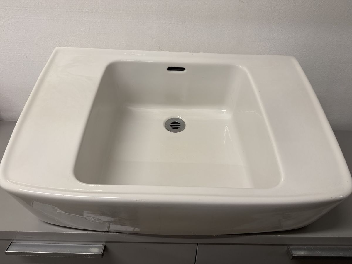 Spülbecken & Waschbecken: Lavabo.Laufen. – Gebraucht aus Adligenswil von goverla11