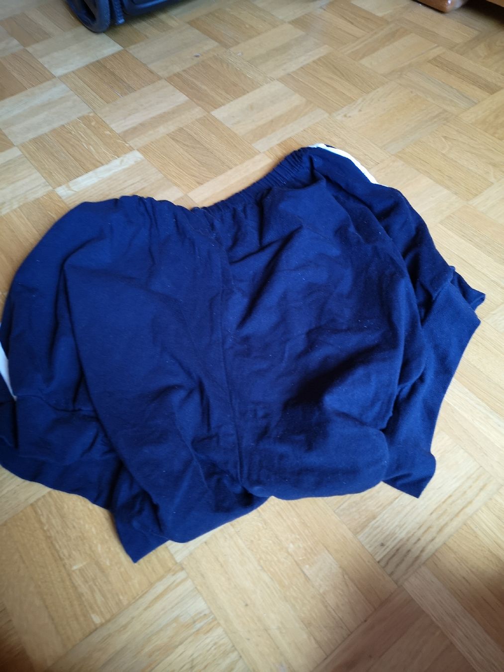 Pantaloni: Kurze Yogahose Baumwolle 42 bis 44 – Usato da Samedan venduto da sowaw 3