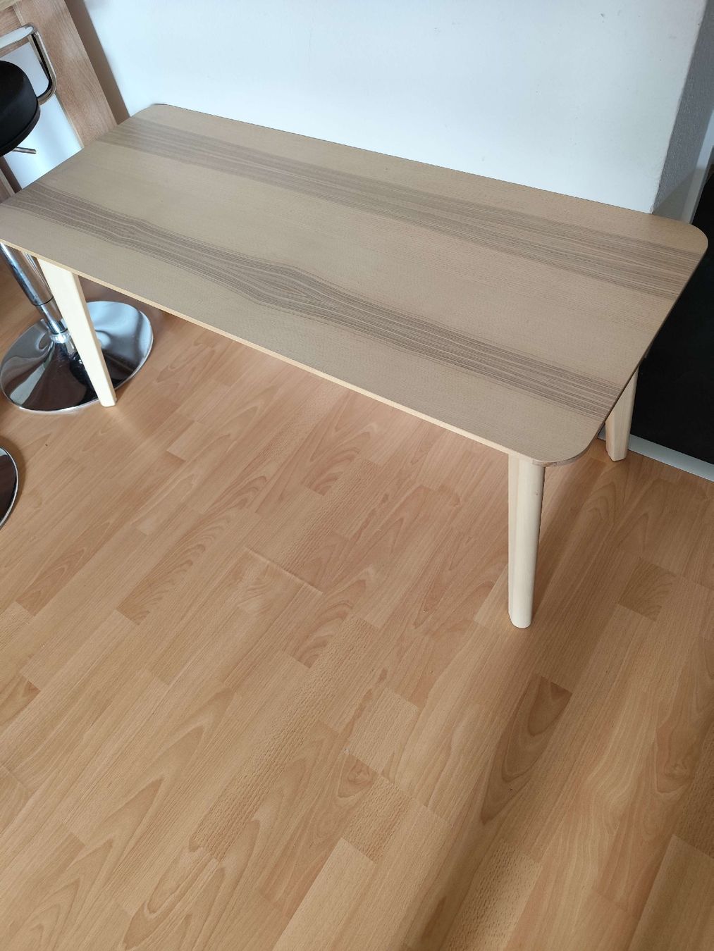 Tische: Tisch Holzoptik Rechteckig mit abgerundeten Ecken  – Gebraucht aus Oberdiessbach von fer_n87x