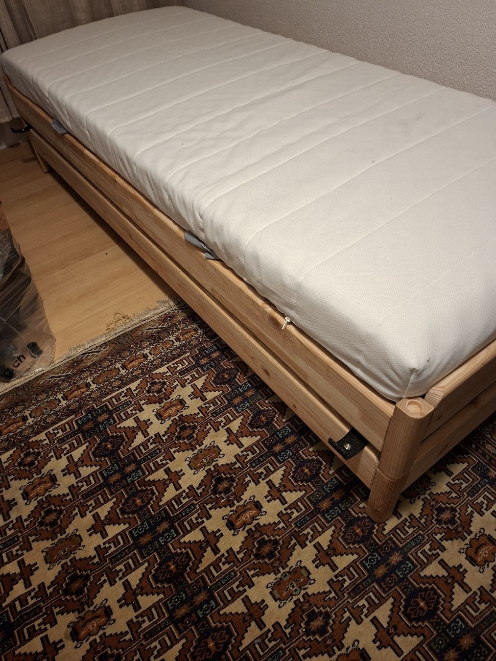 Lits: stackable bed..2x 80x200 – D'occasion à Pfungen par els_b6pj