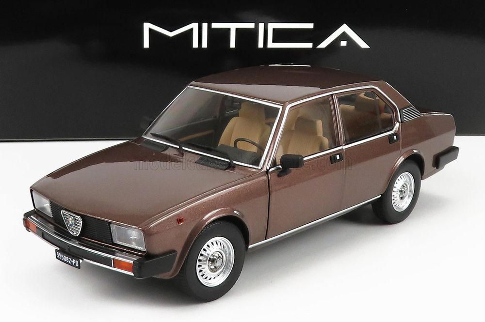 Mitica 1/18 Scale 200012-D - Alfa Romeo Alfetta Berlina 2000L