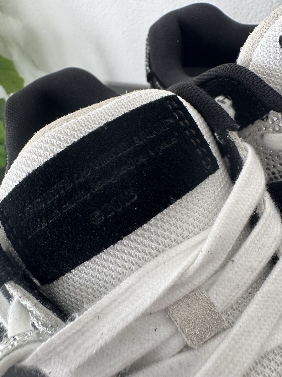 Off-White Herrenschuhe: Off-White sneakers with crystals, size 41, brand new – Neu (gemäss Beschreibung) aus Dübendorf von fra_h2bp 2