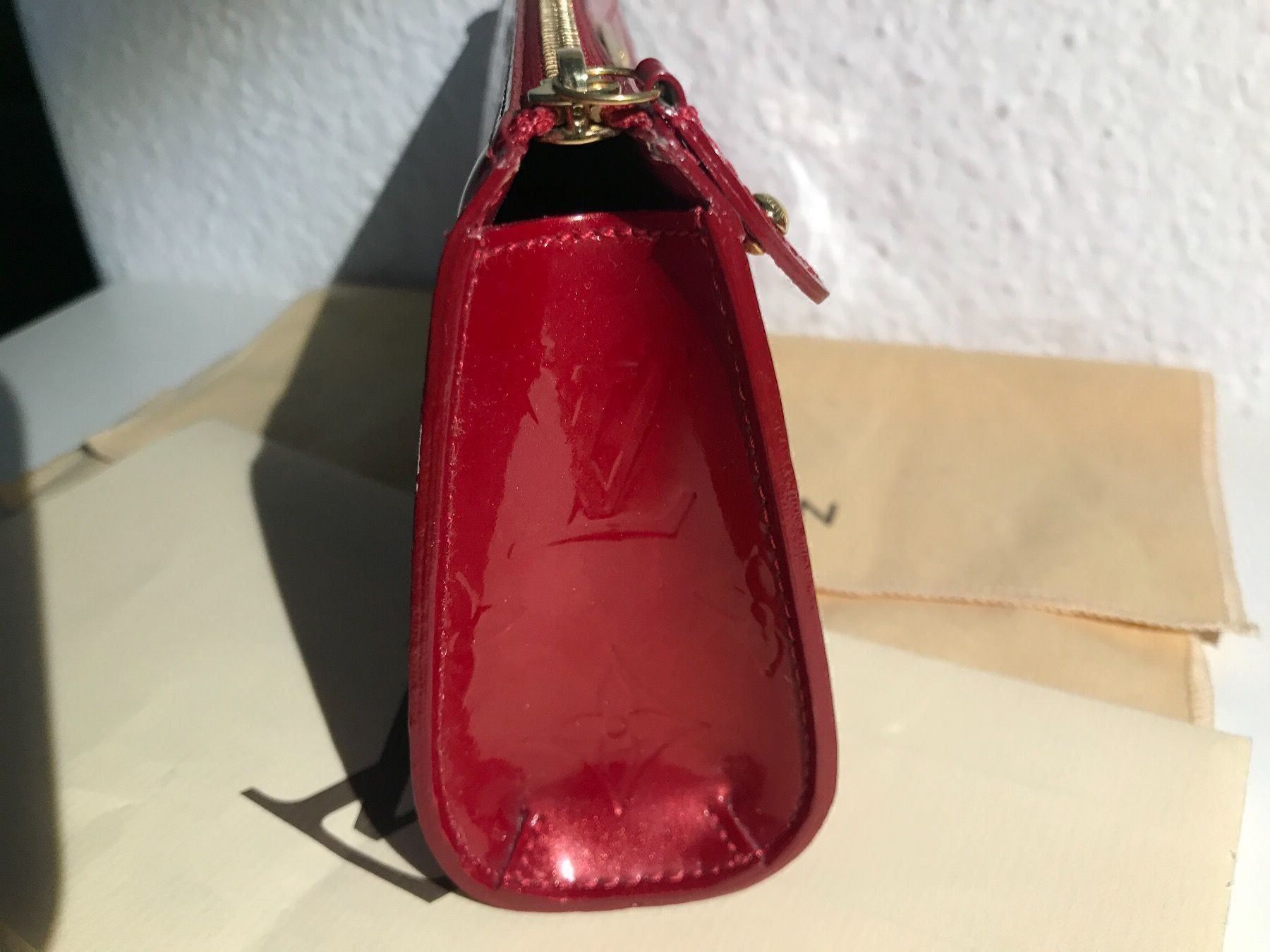 Louis Vuitton Custodie per cosmetici: Louis Vuitton Vernis Trousse Cosmetique – Usato da Ponte Tresa venduto da La_Vie_En_Rose 7