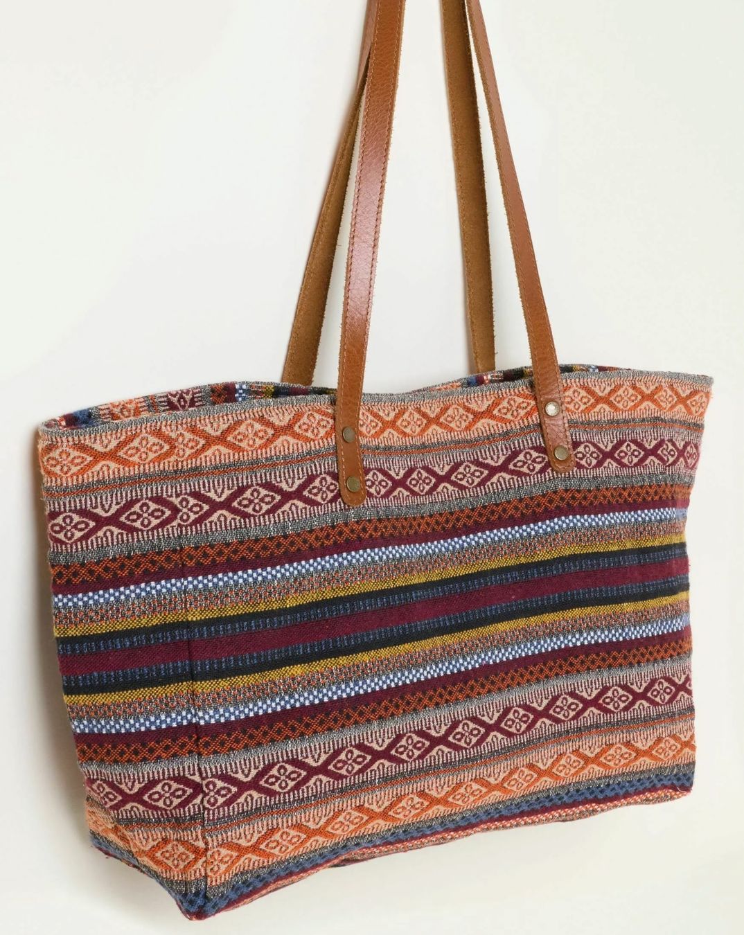 Sacs femmes: FatFace Woven Tote Bag – Neuf (Voir description) à Haldenstein par enie123 2