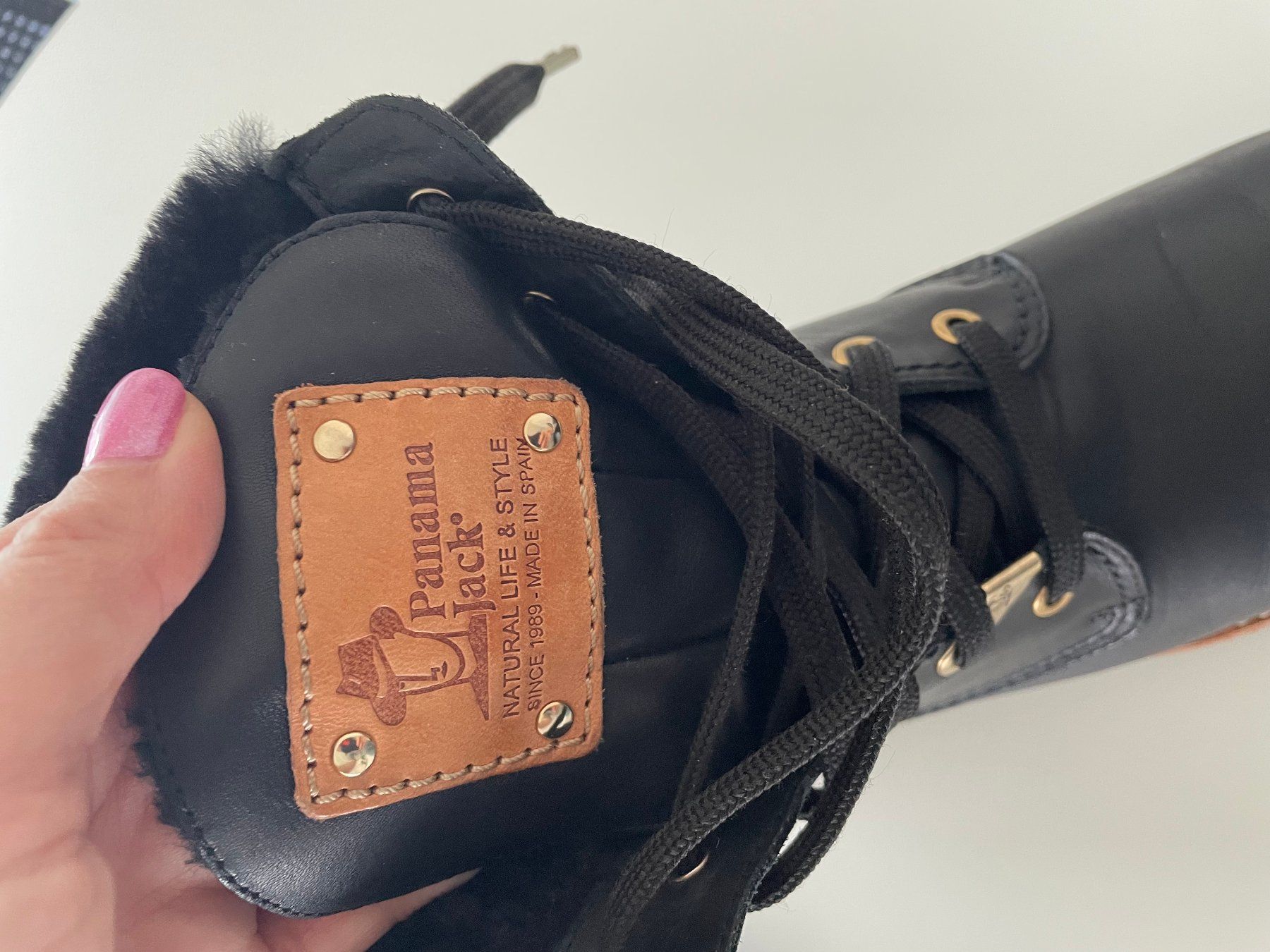 Scarpe da donna: Panama Jack IGLOO TRAVELLING - Schnürstiefelette - black – Nuovo (secondo la descrizione) da Dulliken venduto da inf_mls2
