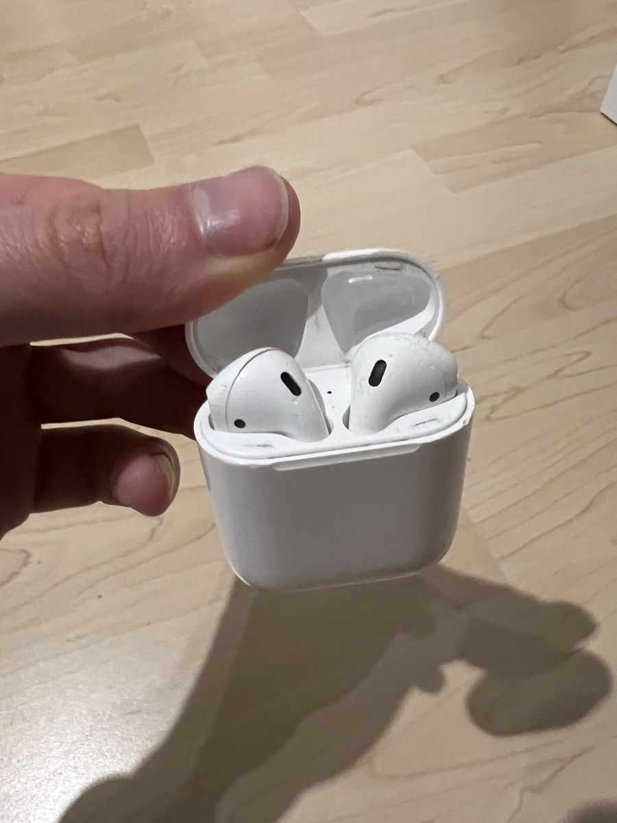 Apple Casques audio: Apple AirPods 2. Generation – Défectueux à Schongau par Retro_Shop