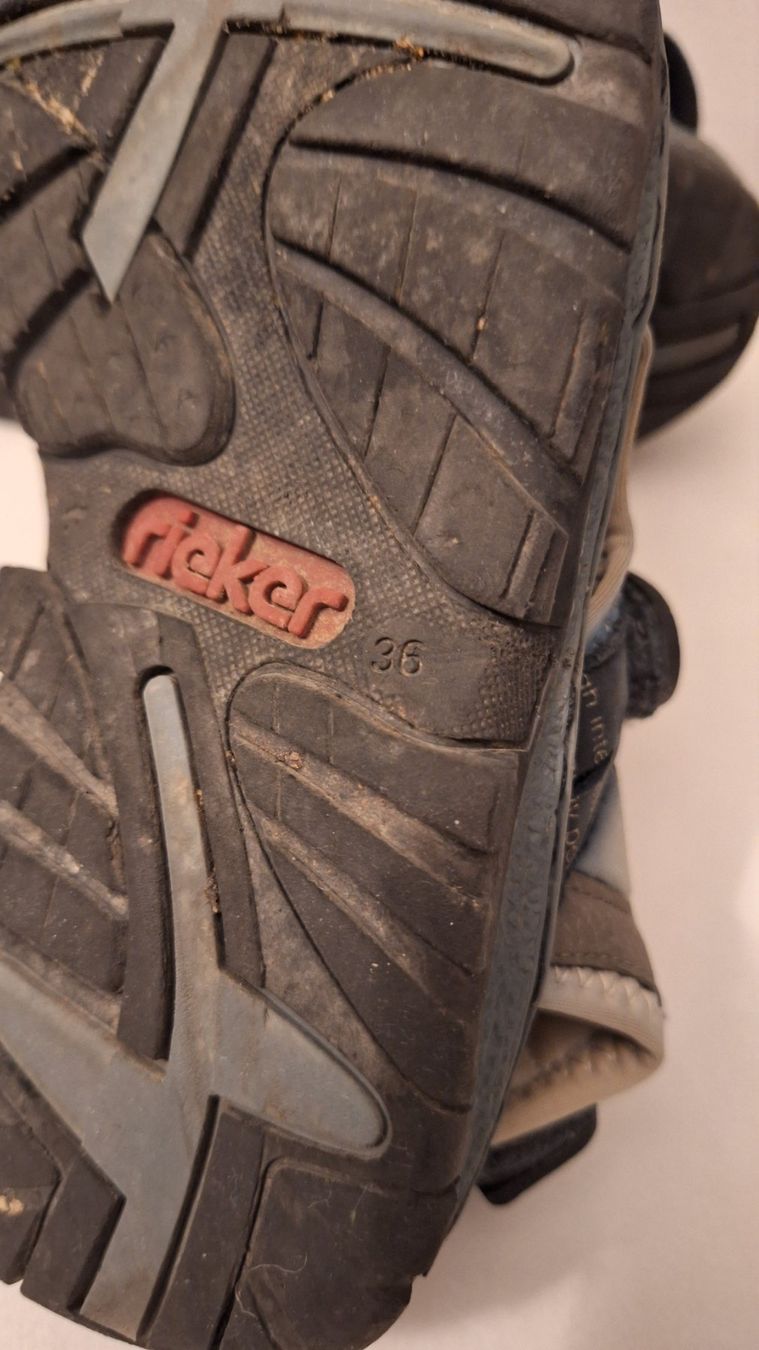 Rieker Scarpe per ragazze: Rieker Trekkingsandalen Gr. 36 – Usato da Biberist venduto da rospel 3