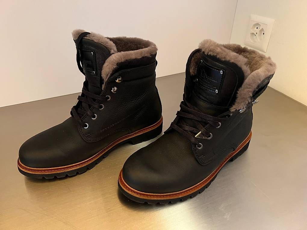 Scarpe da uomo: Lammfell Winterstiefel Herren Gr.42 schwarz – Usato da Engelberg venduto da Kale5 3