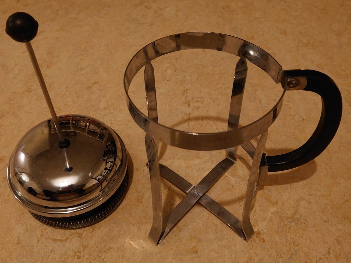 Bodum Macchine per caffè & Macchine per espresso: Bodum JAVA Kaffeebereiter 1 Liter ohne Glas – Usato da Zürich venduto da Almohammed 1