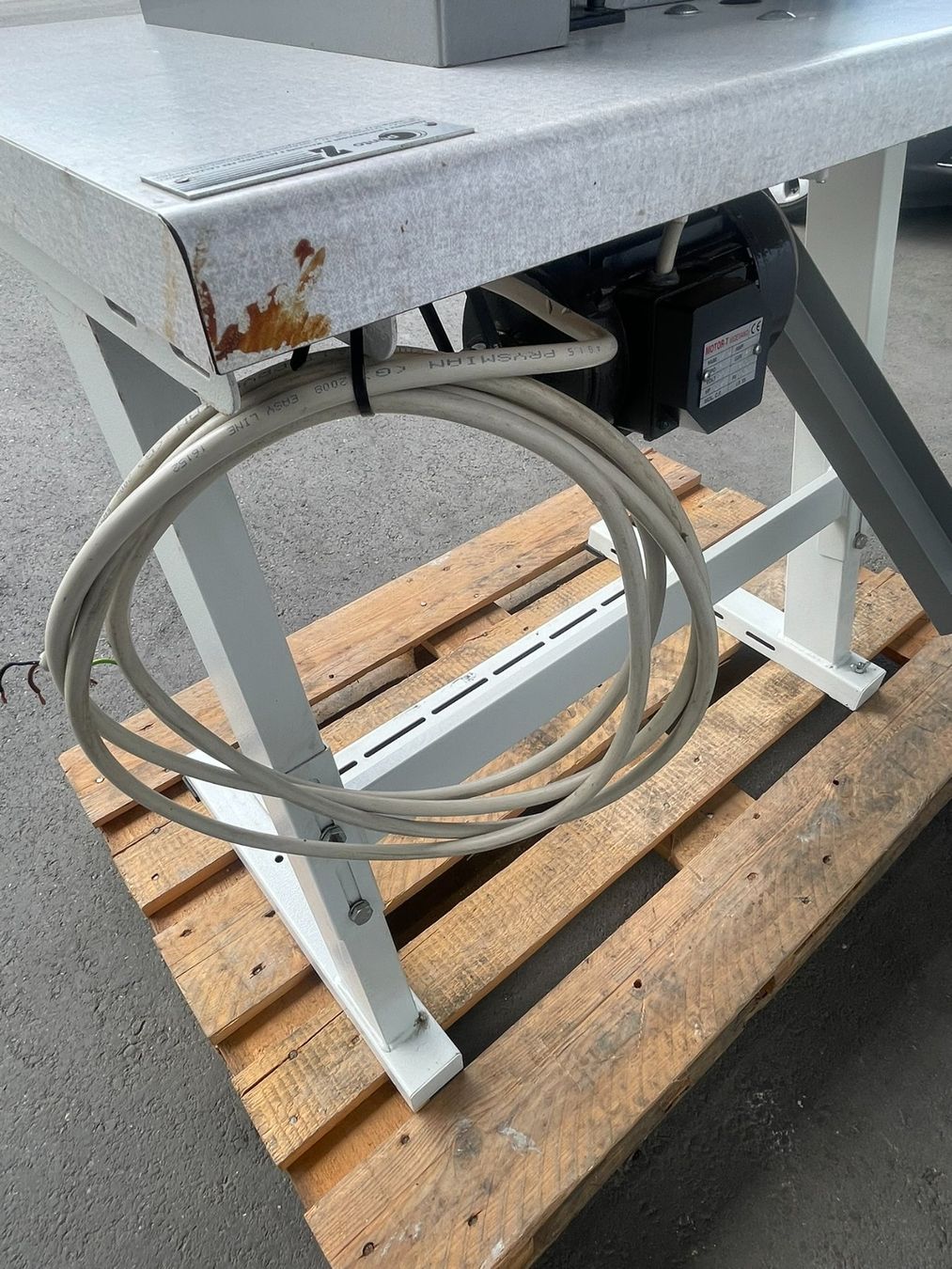 Alle Maschinen: Lederschärfmaschine / Schärfmaschine AV2 – Gebraucht aus Münchwilen TG von IntoMotion_GmbH 6