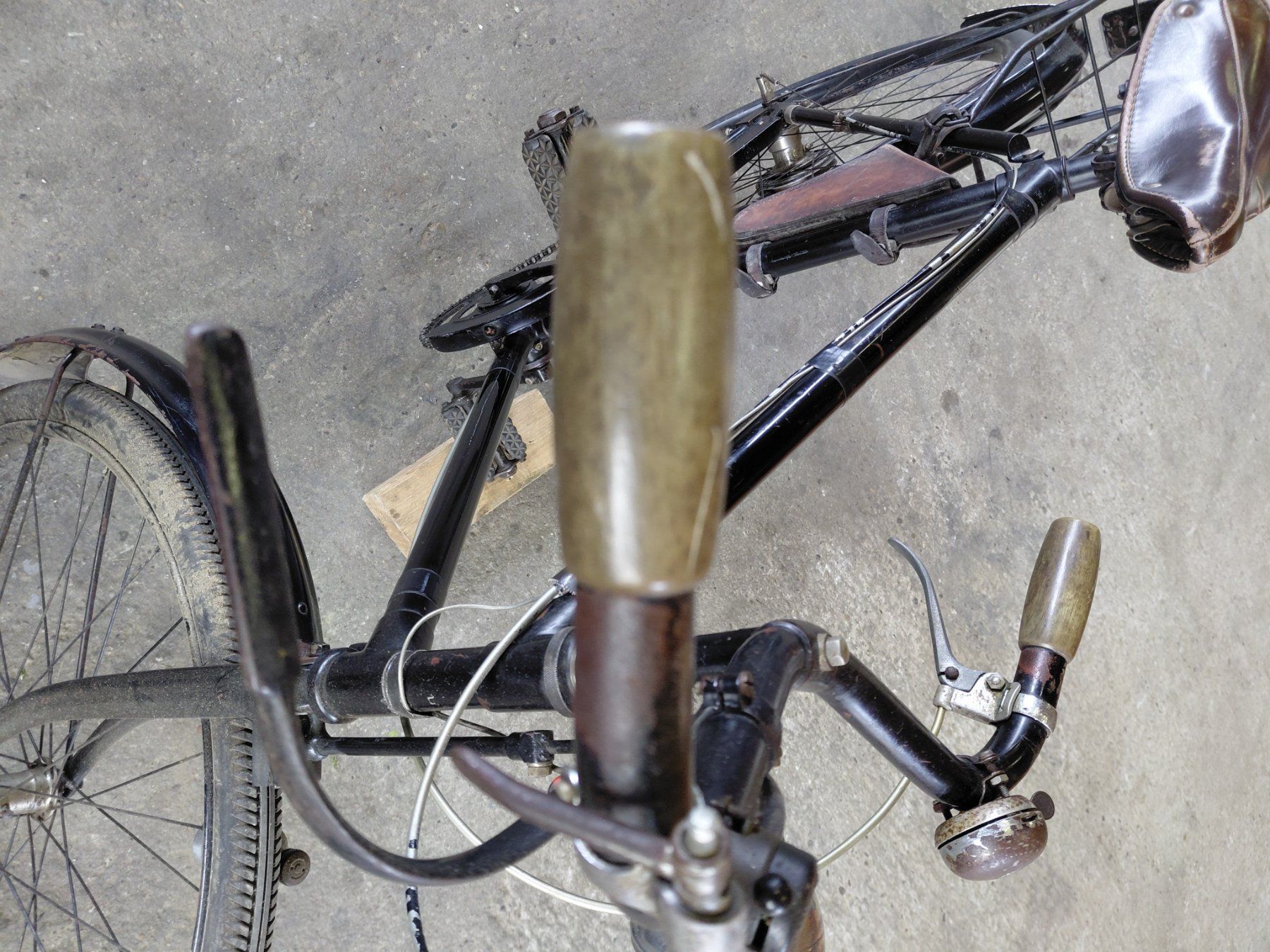 Biciclette: Antikes Oldtimer Velo – Usato da Kestenholz venduto da edu_jk9c 2