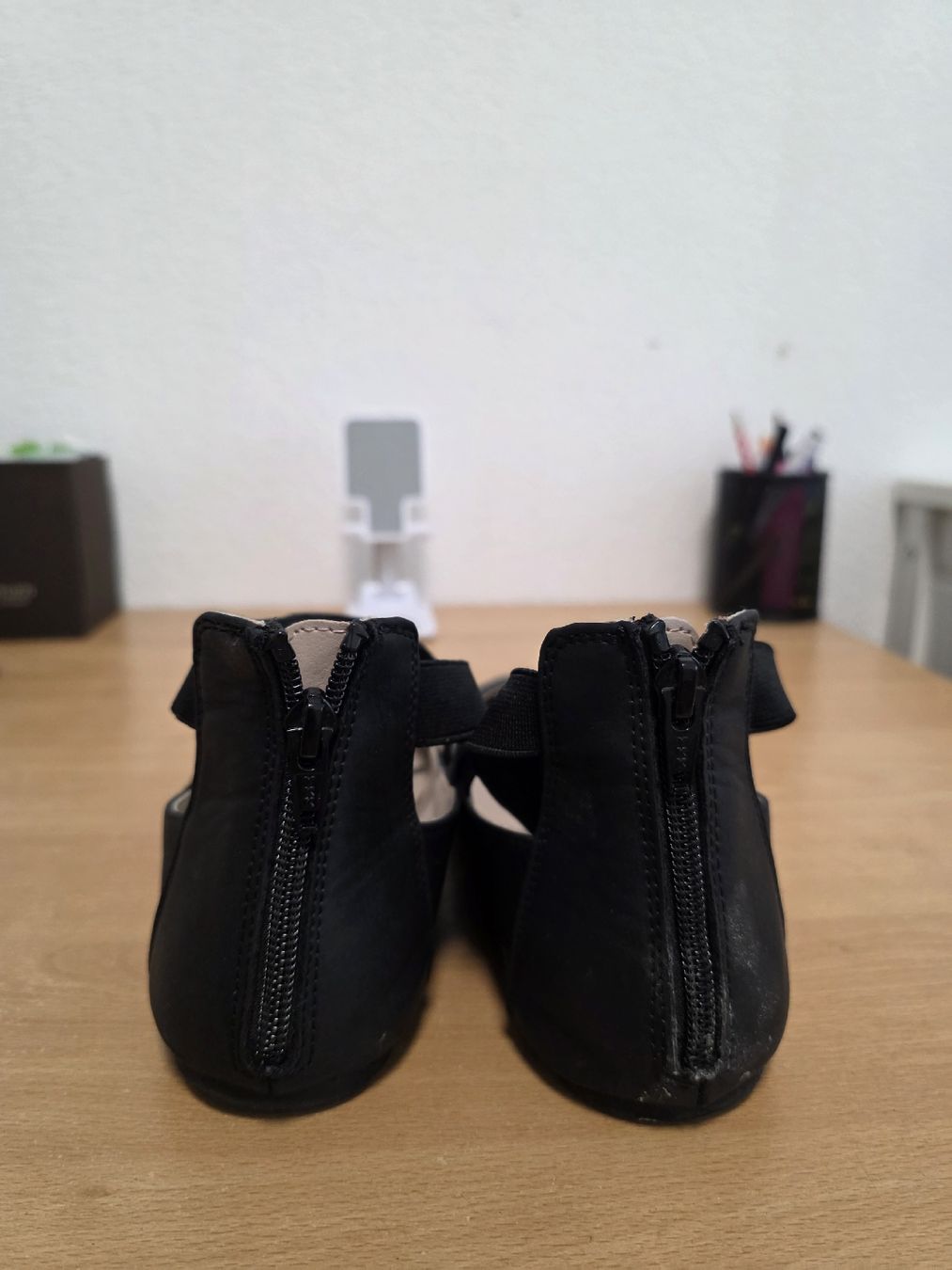 Scarpe per ragazze: Mädchen schuhe – Usato da Stallikon venduto da tim079 4