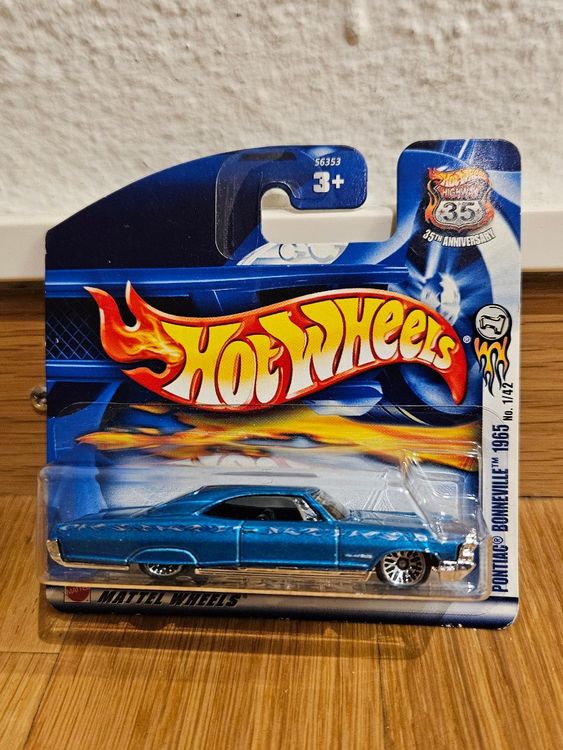 Hot Wheels 1965 Pontiac Bonneville Collector Car - 1:64 Scale Die-Cast Model No. 013