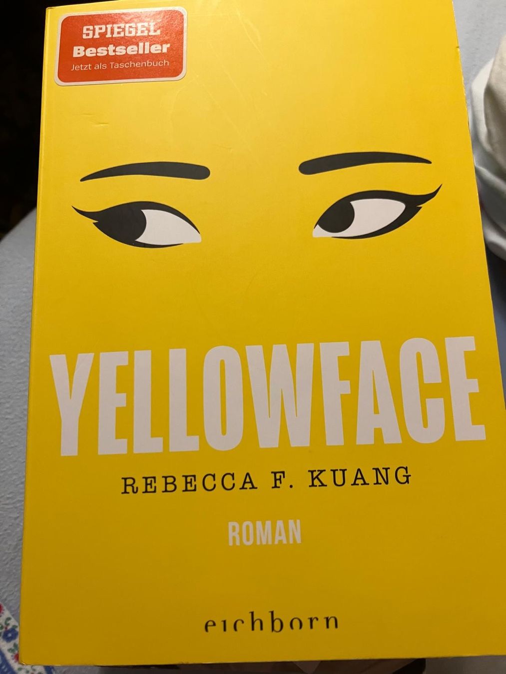 Bücher: Yellowface – Gebraucht aus Founex von jea_7tdp