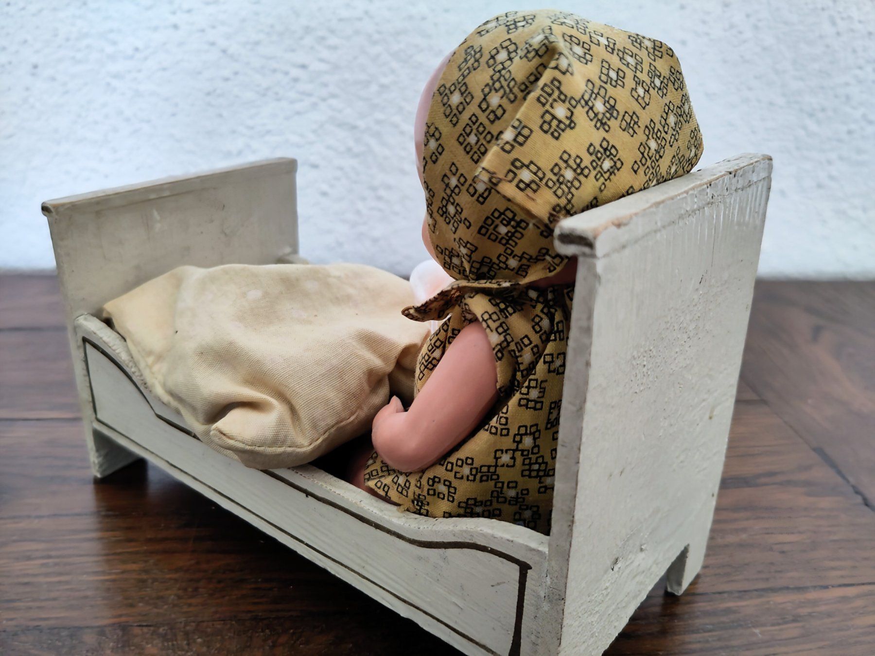 Giocattoli: Puppen Bett mit Schildkrötpüppchen – Usato da Meggen venduto da 041benji01 3