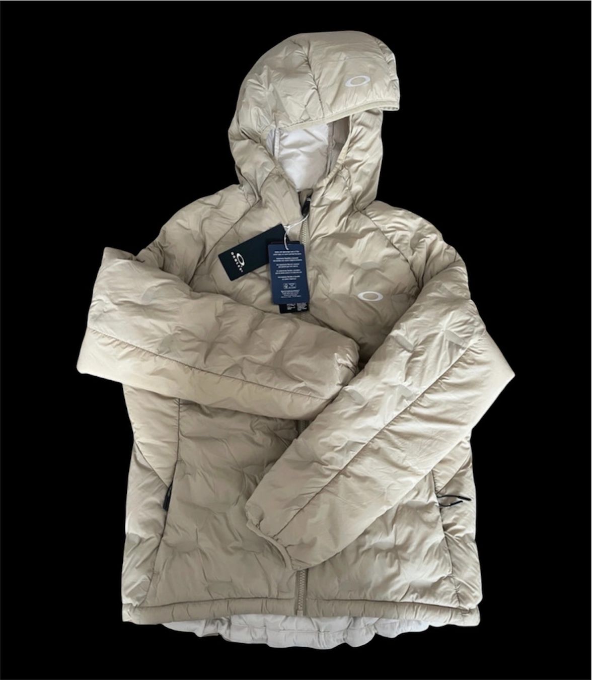 Oakley Vestes: Fashionable Oakley puffer jacket – Neuf (Voir description) à Plan-Les-Ouates par Loved_Panda_Clothing