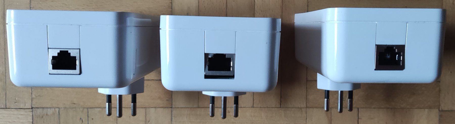 Devolo Laufwerke & Adapter: Devolo dLAN 1200+   -  3er-Set – Gebraucht aus Olten von notna62 2