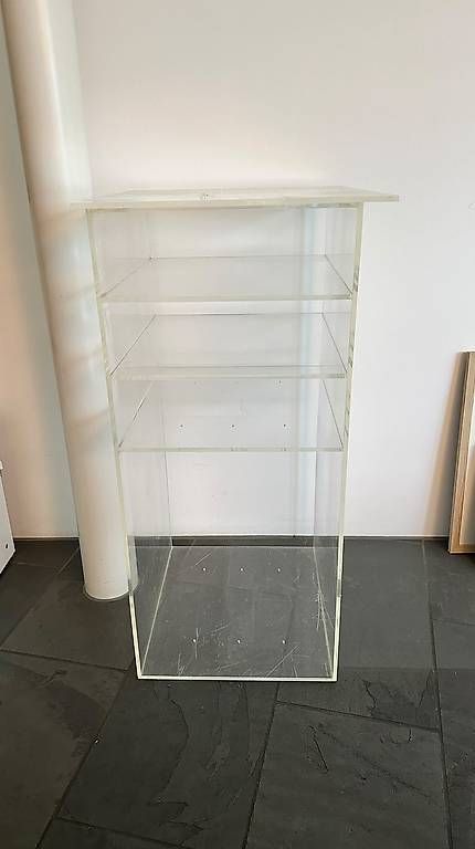 Altro in Decorazioni & Accessori: Plexiglas Möbel, hoch und quer stellbar – Usato da Egnach venduto da DeliaX