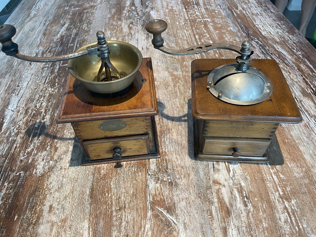Macchine per caffè & Macchine per espresso: Antiquité moulin en bois – Usato da Colombier NE venduto da mistigris007