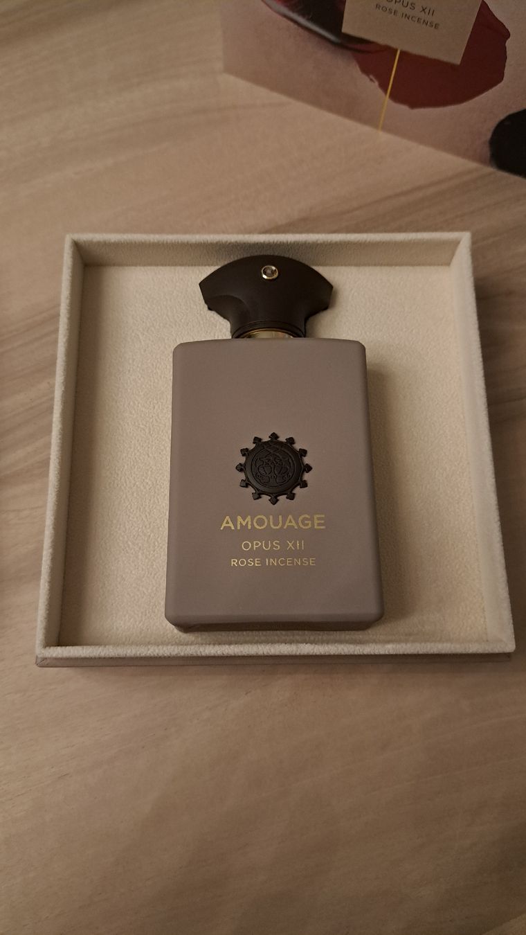 Amouage Parfum & Eau de Toilette: Amouage Opus XII Rose Incense – Neu (gemäss Beschreibung) aus Riehen von Sina13 3