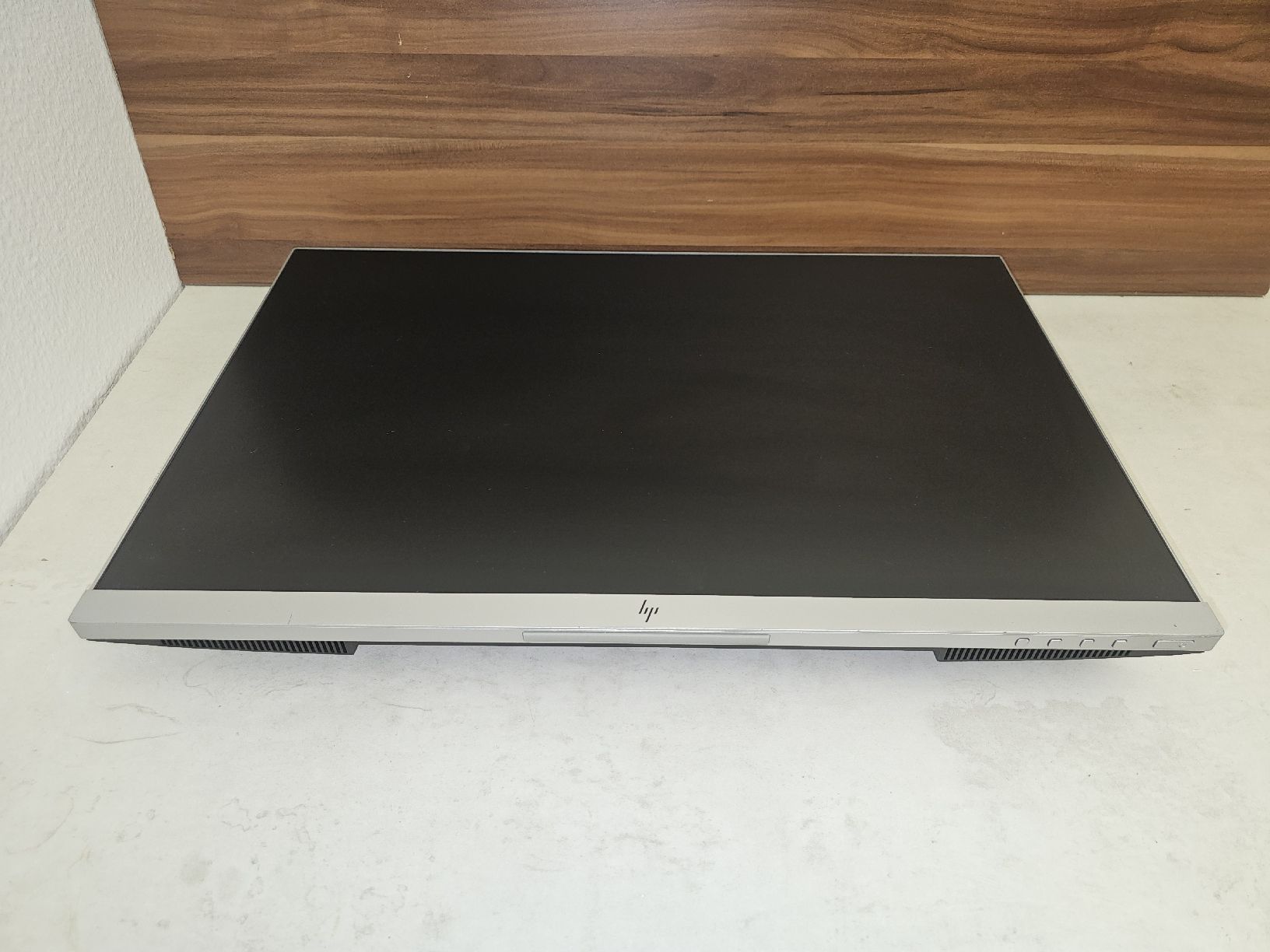 Hewlett Packard Monitor: HP E243i Monitor 24" FHD – Usato da SCHAFFHAUSEN venduto da Atami99 1