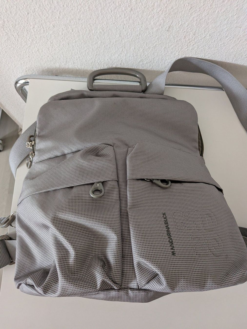 Mandarina Duck Rucksäcke: Mandarina Duck Rucksack – Gebraucht aus Emmen von magelan 5