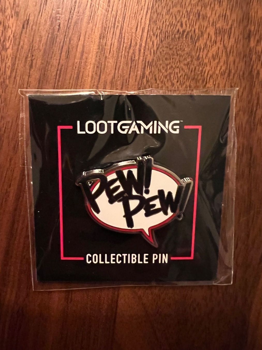 Placchette & Badge: Pew Pew Pin NEU – Nuovo e nell'imballaggio originale da Dübendorf venduto da CellarSeller