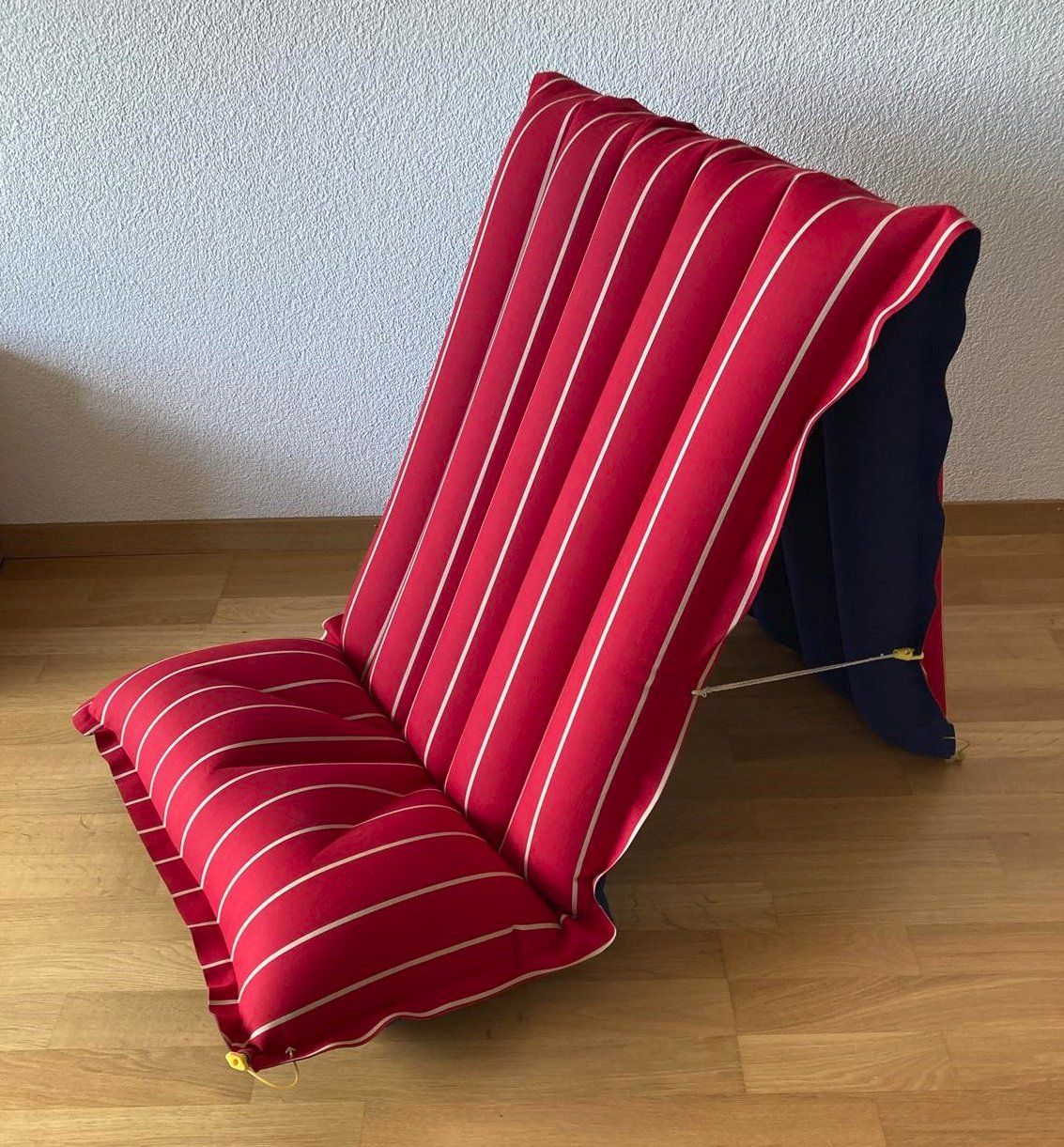 Materassi: Luftmatratze 1970er oder 1980er Jahre, Made in Hungary – Usato da Bern venduto da romanstutz
