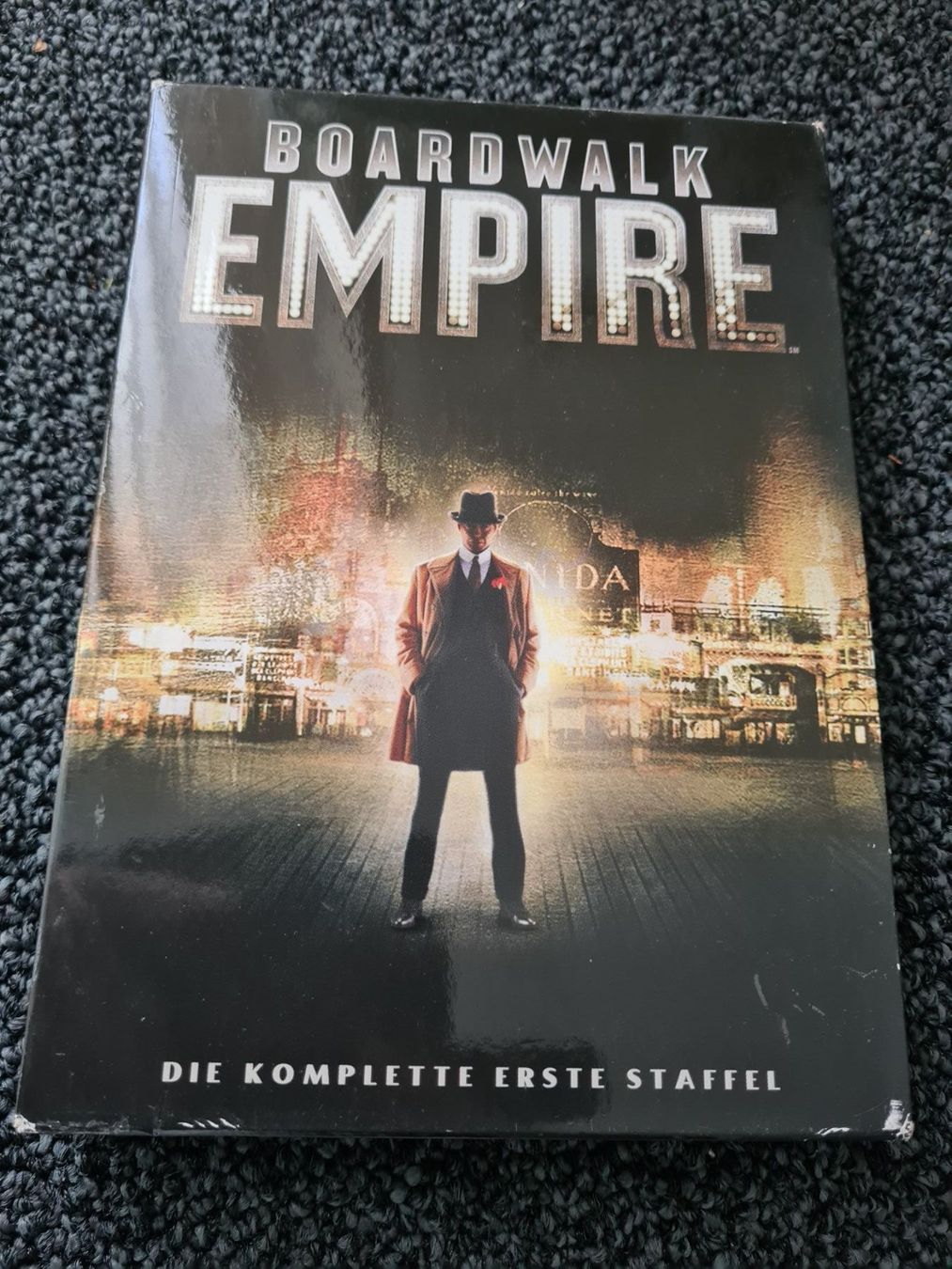 Tutti i DVDs: EMPIRE STAFFEL 1 – Usato da Ruswil venduto da jan_bxl5