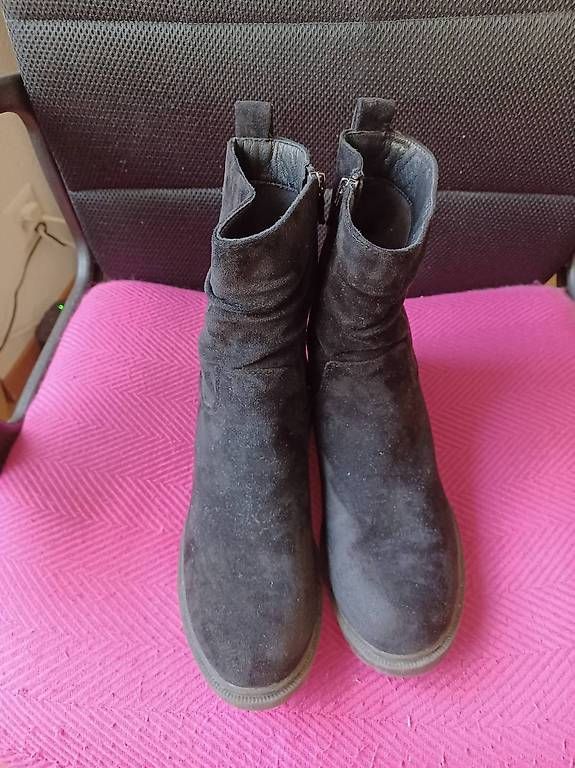 Damenschuhe: Bottines – Gebraucht aus Soyhières von 5jm_5czl 1