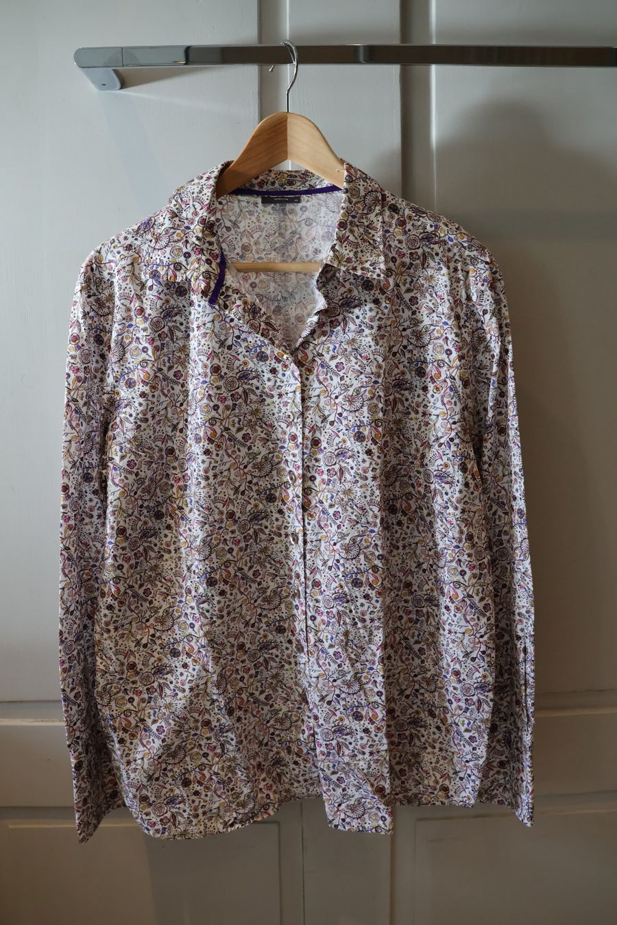 Eterna Blusen: Eterna Bluse mit Blumenmuster – Neu (gemäss Beschreibung) aus Winterthur von jul_v9wx