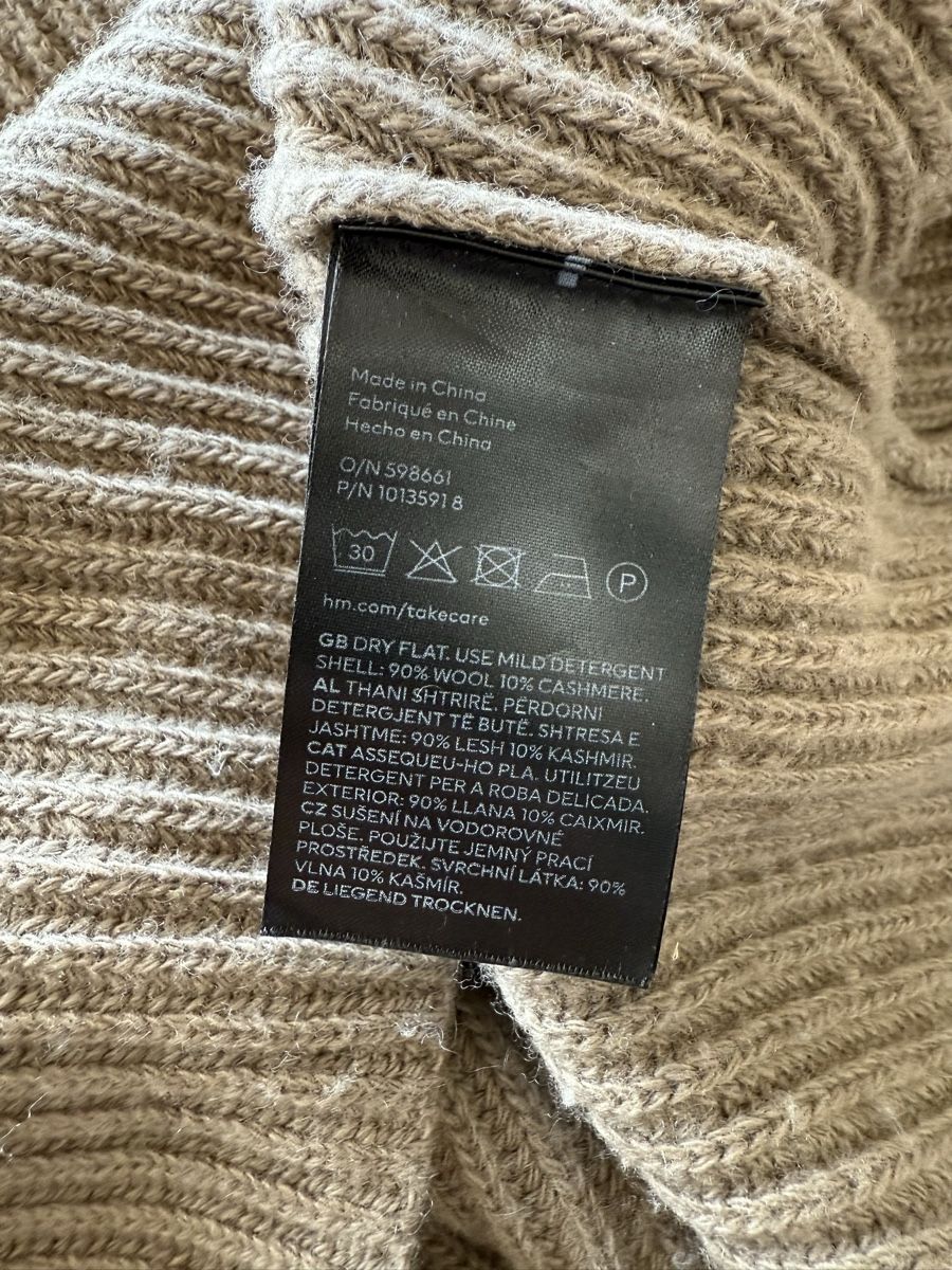 H&M Maglioni & Felpe: H&M Strickpullover, Rollkragen, 90%Wolle/10%Kaschmir, Gr. M – Usato da Ottenbach venduto da Suni_82 3