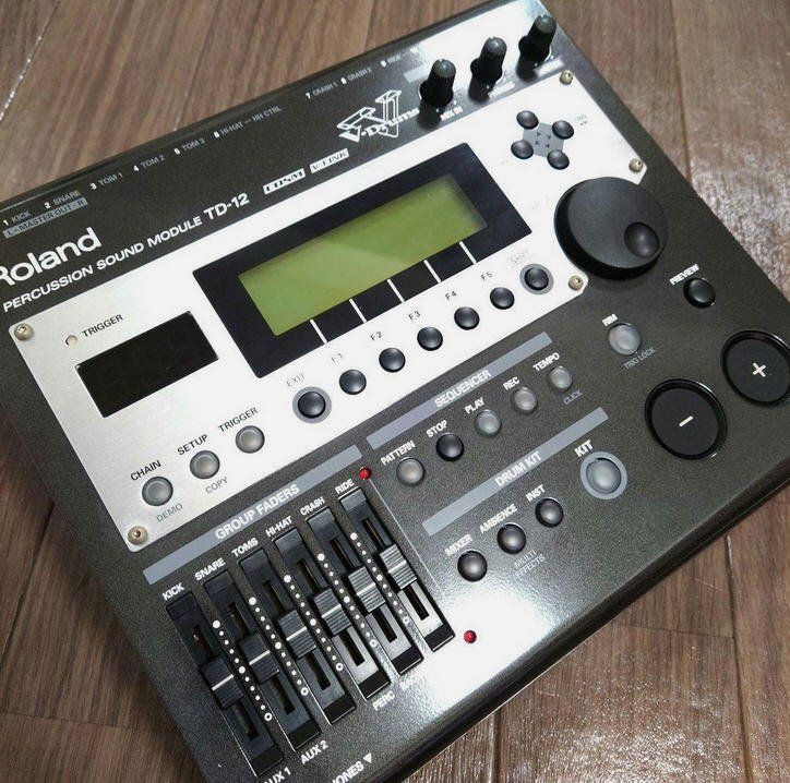 Roland Musikinstrumente: Roland TD 12 Percussion Sound Module – Neu (gemäss Beschreibung) aus Erlach von thermoflash 1