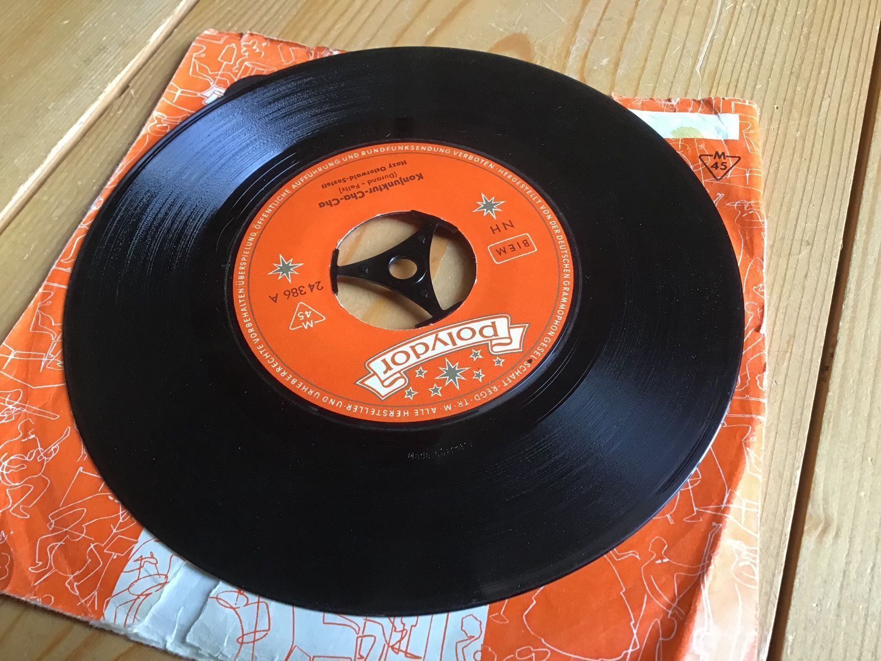 Dischi in vinile: single, Hazy Osterwald Sextett, konjunkt – Usato da liestal venduto da makai05 3