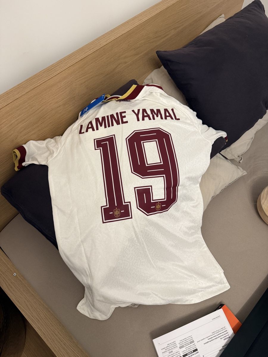 Leibchen & Hosen: Lamine Yamal Spanien Trikot – Neu (gemäss Beschreibung) aus Untersiggenthal von zueercher 1