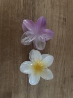 2x Haarspangen Blume lila/weiss 