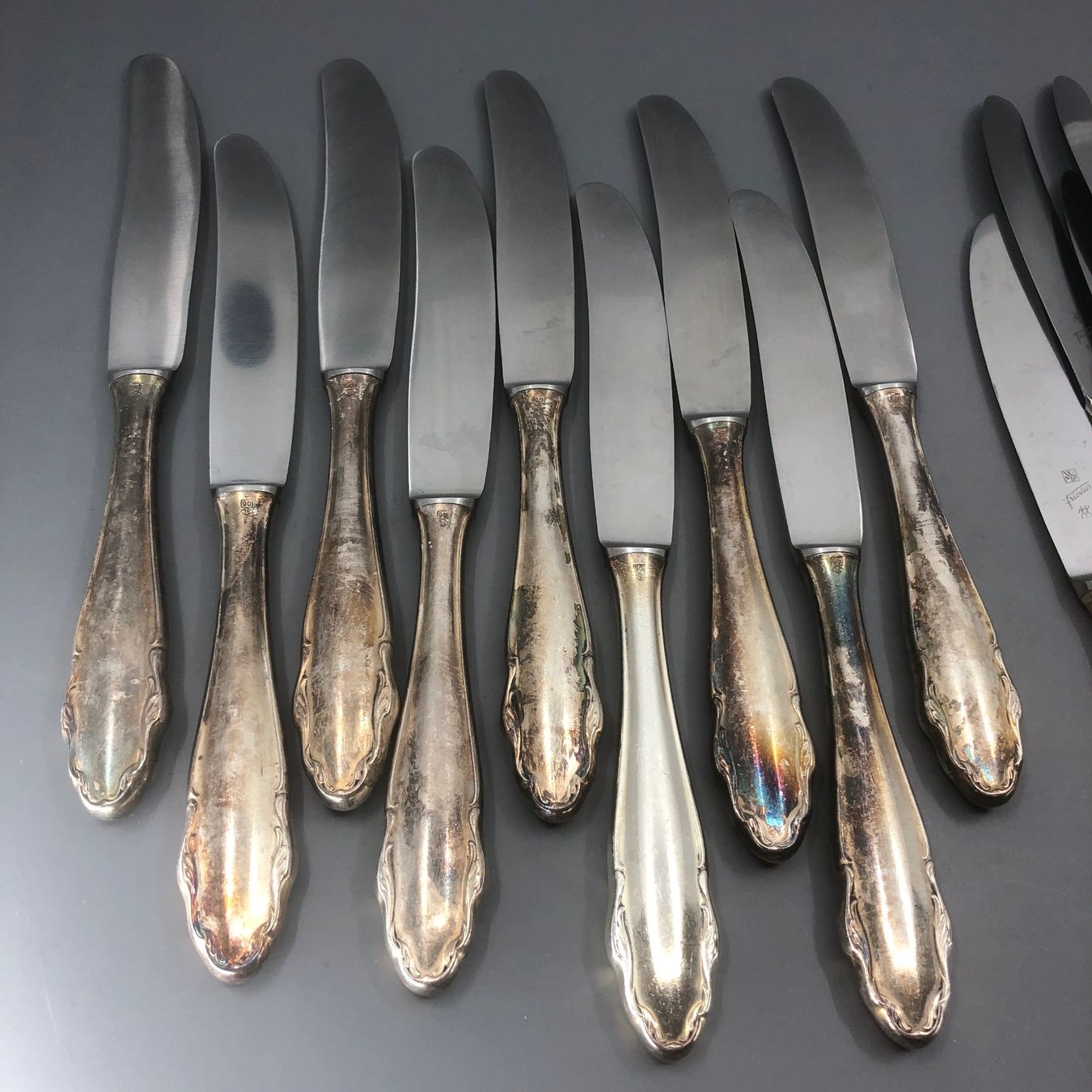 WMF Posate: 2x Dessertmesser versilbert WMF Modell 2200 – Usato da Basel venduto da Tiabeanie 4