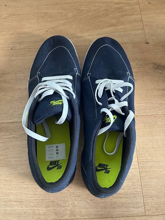 Scarpe da uomo: Nike Sneakers, gr. 49,5 – Nuovo e nell'imballaggio originale da Küttigen venduto da san_2x92 1