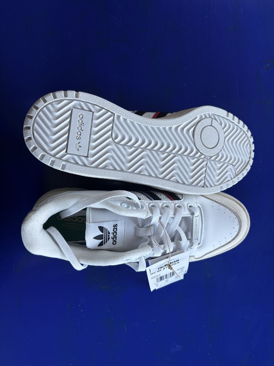 Adidas Scarpe da donna: Adidas Sneaker 38 2/3 – Nuovo (secondo la descrizione) da Zürich venduto da Pat8038 2