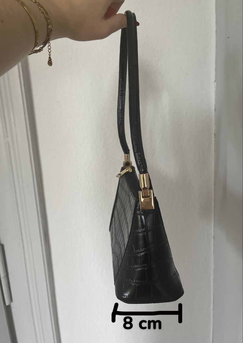 Taschen für Damen: Shoulder bag schwarz  – Gebraucht aus Bern von sosophie 1