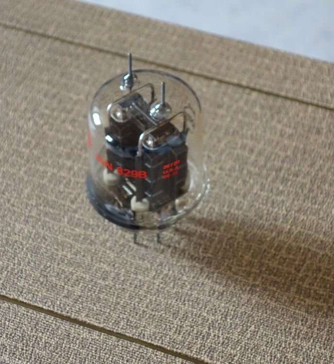 Lot 8x RCA JAN-829b NOS (Nuovo (secondo la descrizione)) a