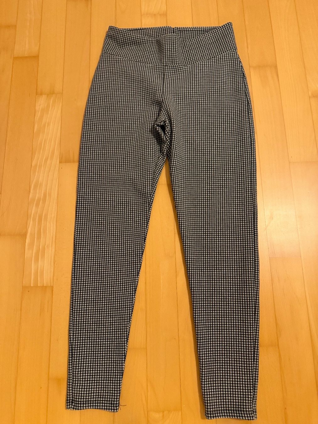 Pantaloni: Stylische Hose von Clockhouse Grösse 164 oder 34/36 Stretch – Usato da Wallbach venduto da 10merlin 1