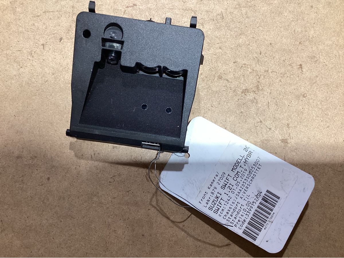 Suzuki Tutti pezzi di ricambio auto: Kamera Front zu Suzuki Swift 1.2I Combi – Usato da Reichenburg venduto da T864RX