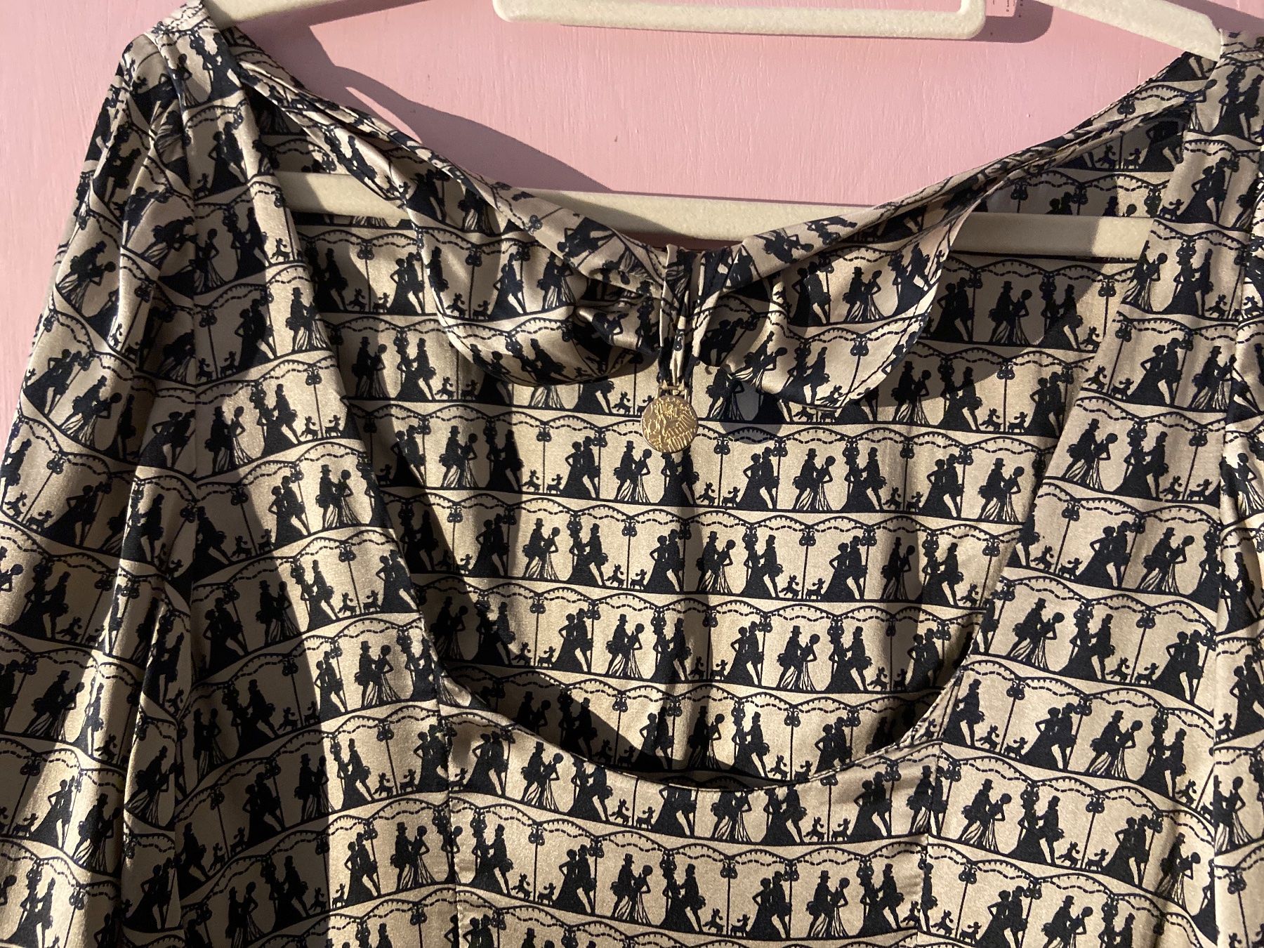 Kleider: Kleid – Gebraucht aus Murten von februari 2