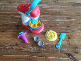 Play-Doh Kitchen Creation, le robot pâtissier