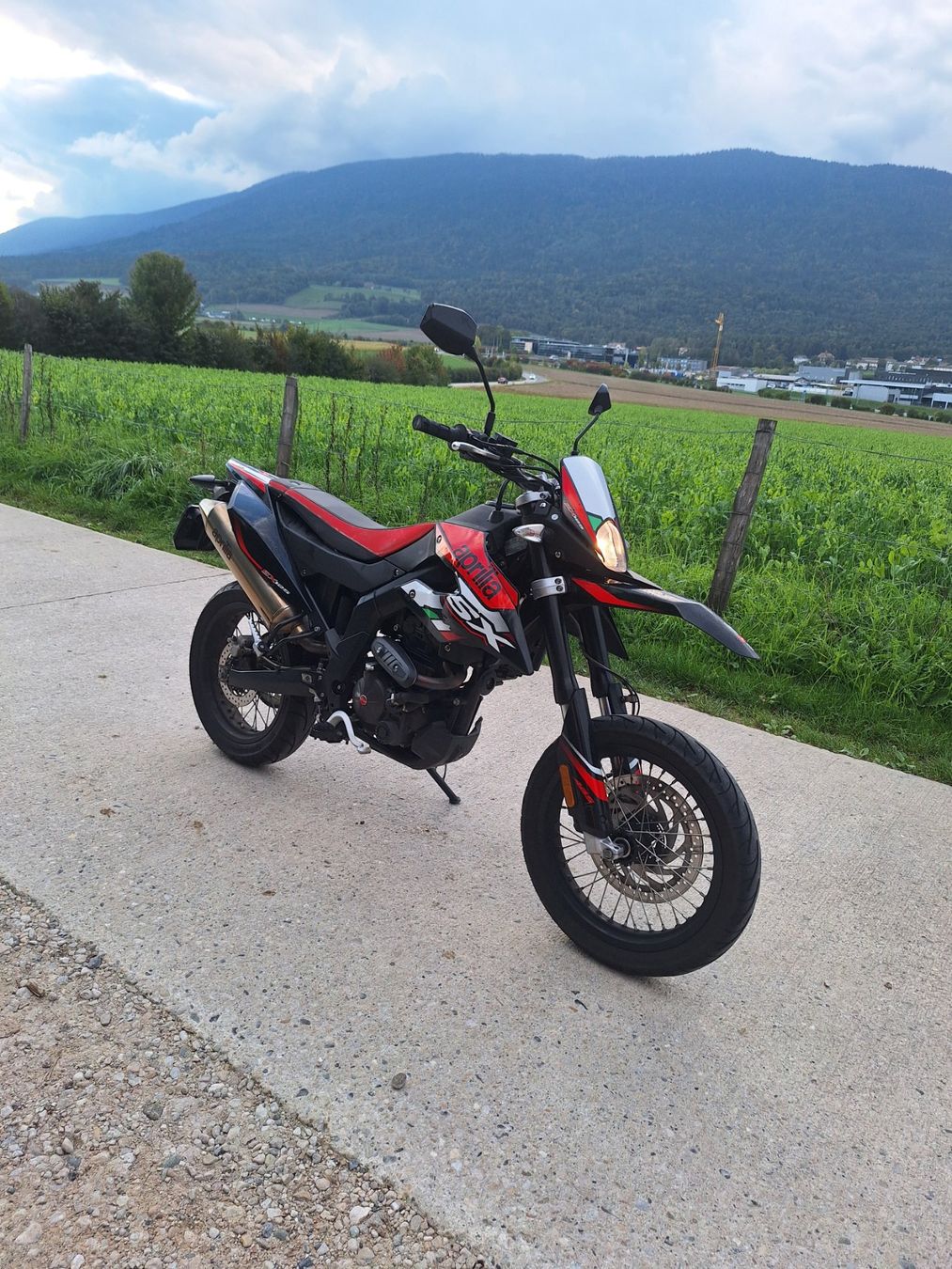 Aprilia Strasse: Aprilia SX 125 11kw – Gebraucht aus Les Breuleux von all_m8nh