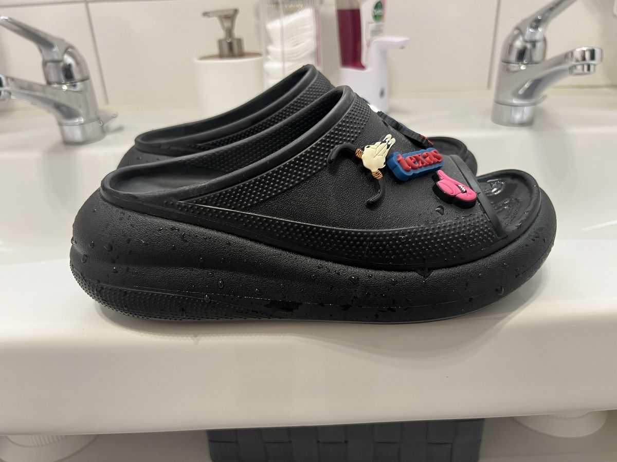 Crocs Scarpe da donna: Grocs Schuhe Gr.37  – Nuovo (secondo la descrizione) da Binz venduto da jousi7 1