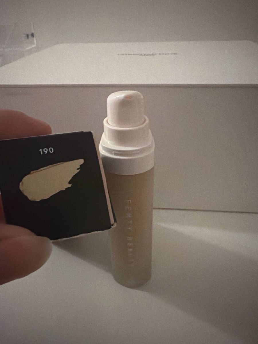 Make-up: Pro filter Fenty beauty – Nuovo e nell'imballaggio originale da Taverne venduto da ema_q5pb 1