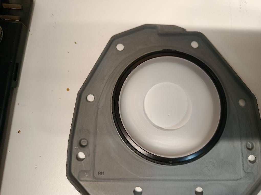 Tutti pezzi di ricambio auto: Simmer vilebrequin VW Golf 6 GTI  – Usato da Corbières venduto da Iggdrasil