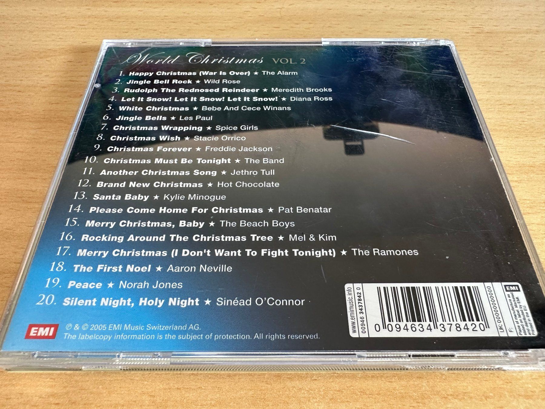 CD: World Christmas Volume 2 – Usato da Rikon im Tösstal venduto da Alpenmutz 1